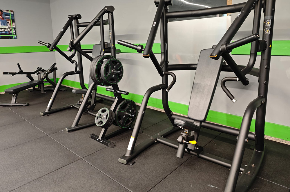 fitplus_Fitnessstudio Kritzmow Geraetetraining_1